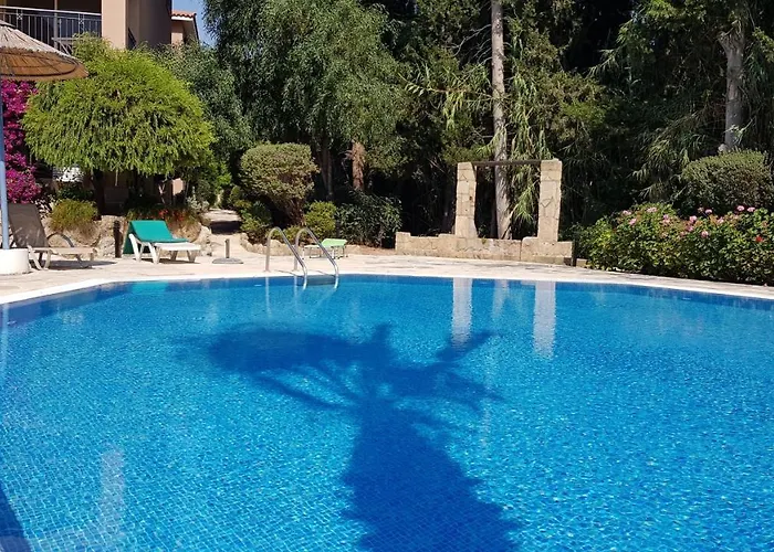 Paradise Gardens Iv 2 Bd Amazing アパート パ フォス