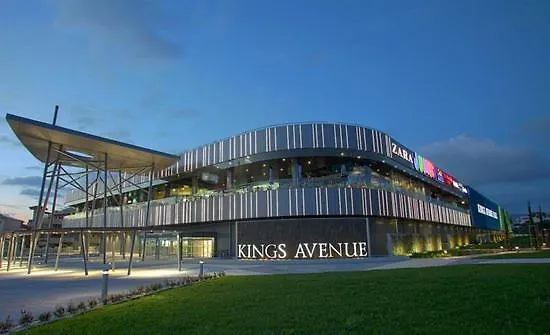 Paradise Gardens Iv 2 Bd Amazing アパート