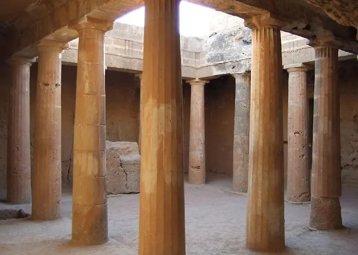 Paradise Gardens Iv 2 Bd Amazing *