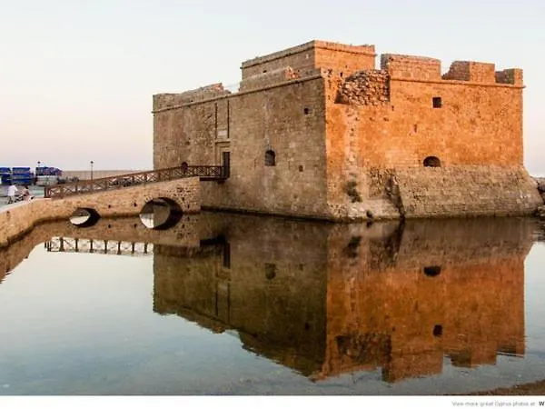 Paradise Gardens Iv 2 Bd Amazing アパート *