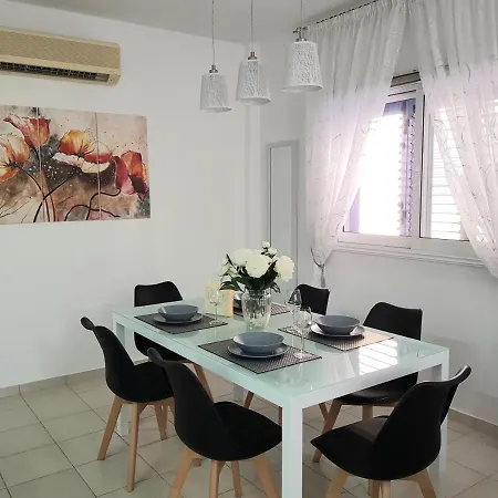 Paradise Gardens Iv 2 Bd Amazing Apartmán *